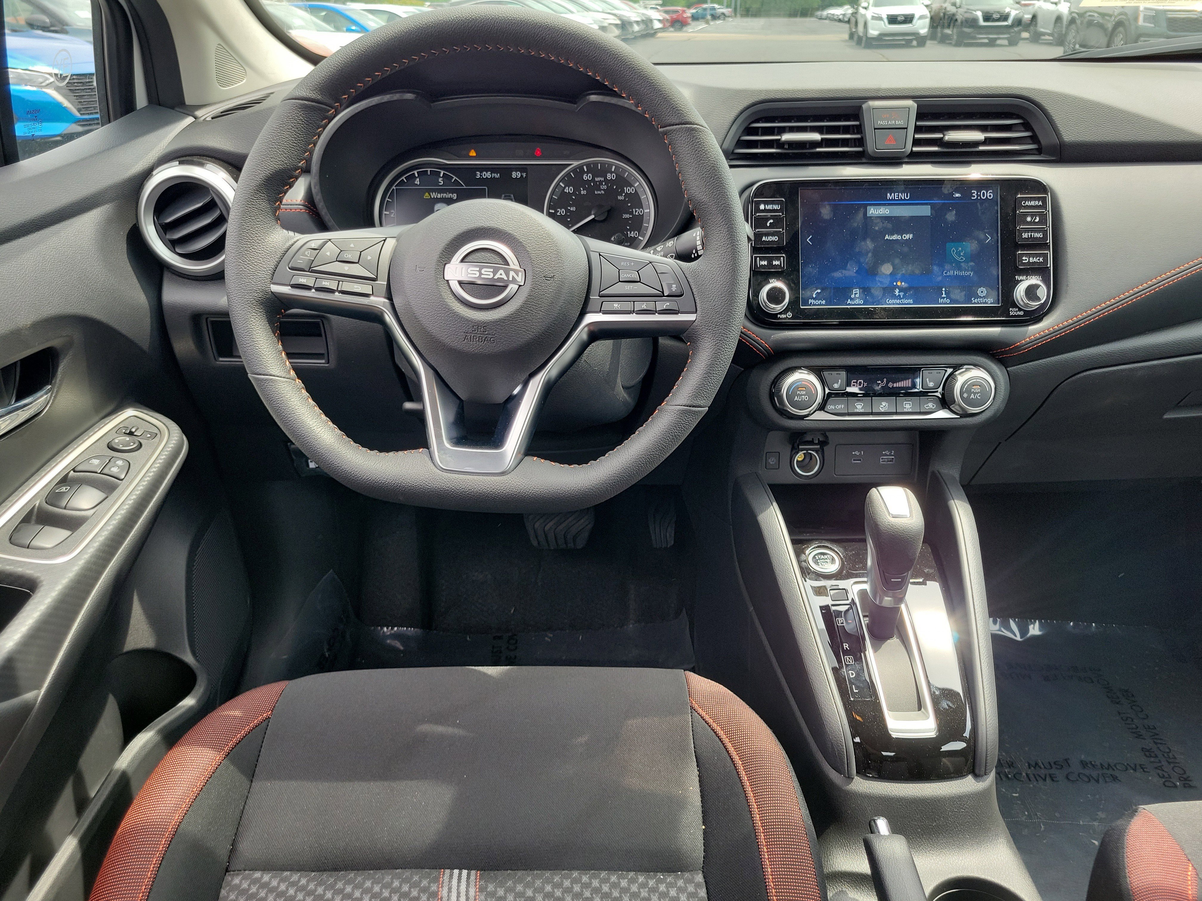 Used 2025 Nissan Versa SR w/ Trunk Package image 10