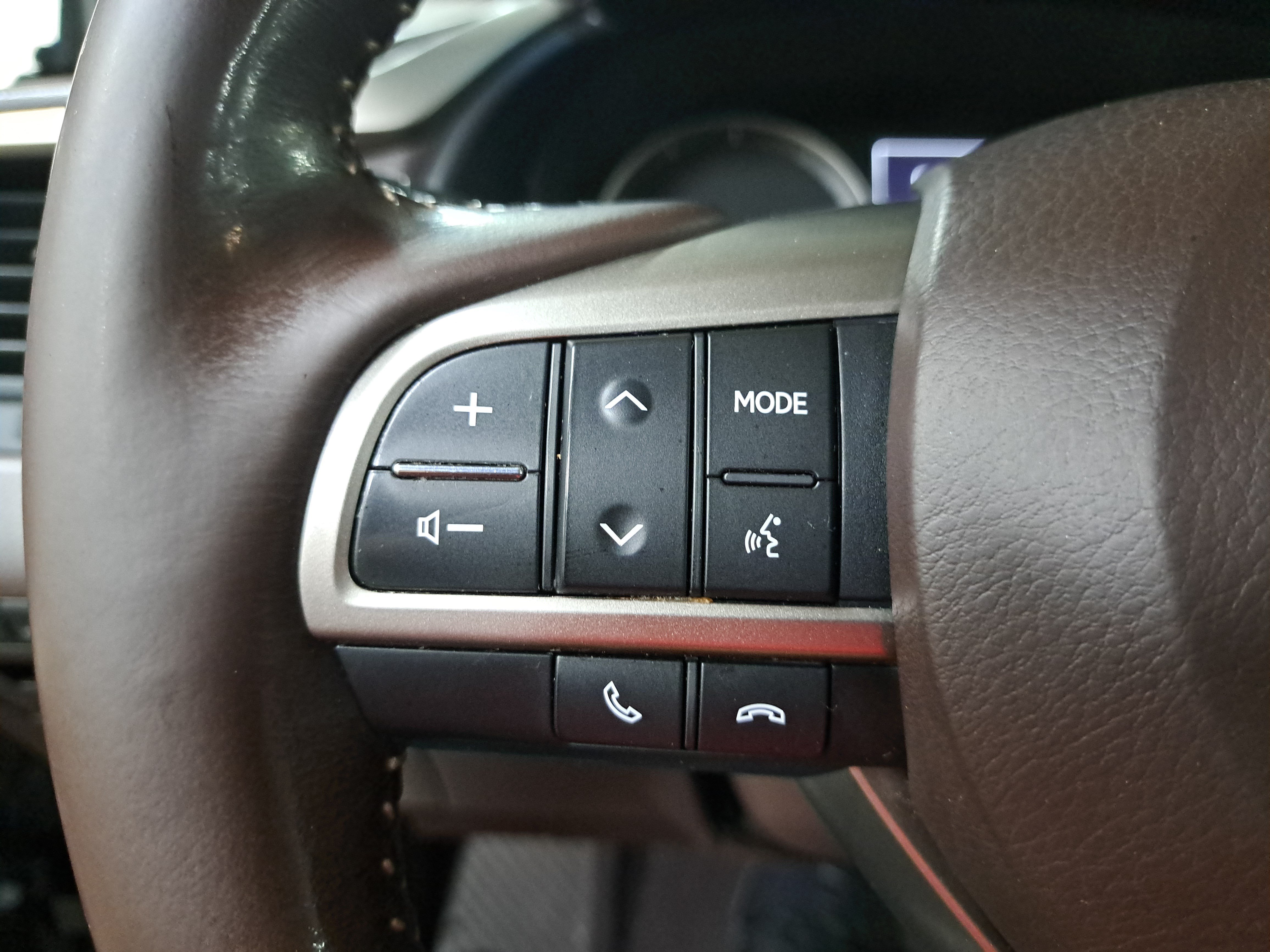 Used 2016 Lexus RX 350 AWD w/ Premium Package image 17