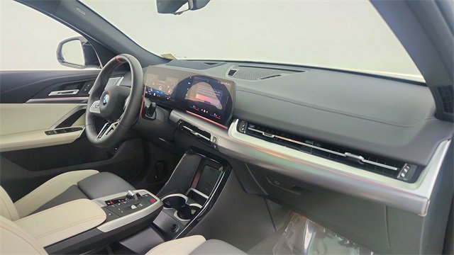 Used 2025 BMW X2 M35i image 22