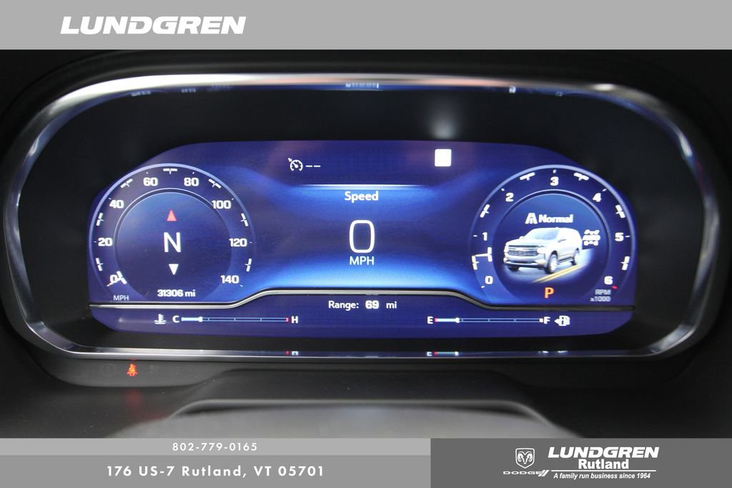 Used 2023 Chevrolet Tahoe LT w/ Luxury Package image 16