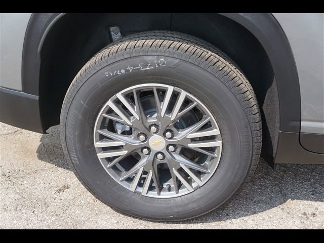New 2026 Chevrolet Traverse LT image 24