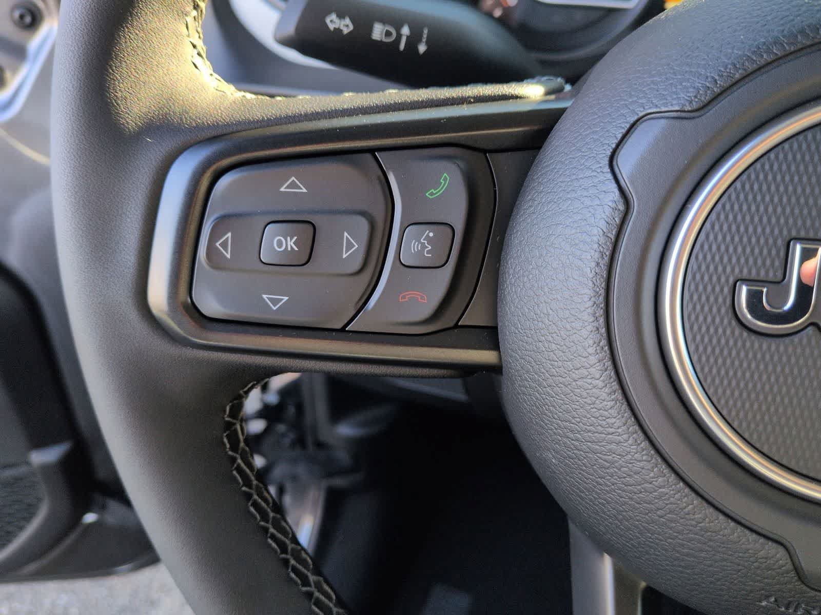 New 2026 Jeep Gladiator Sport AWD/4WD image 13