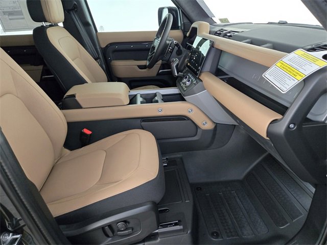 New 2026 Land Rover Defender 110 V8 image 18