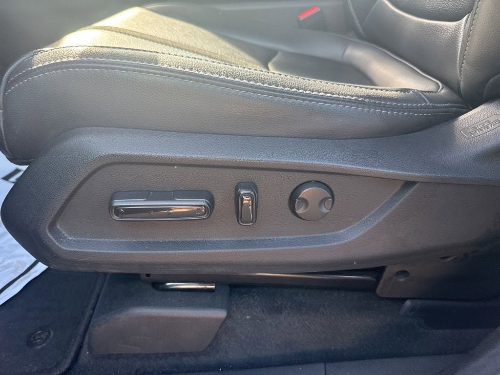 Used 2024 Honda Pilot EX-L image 18