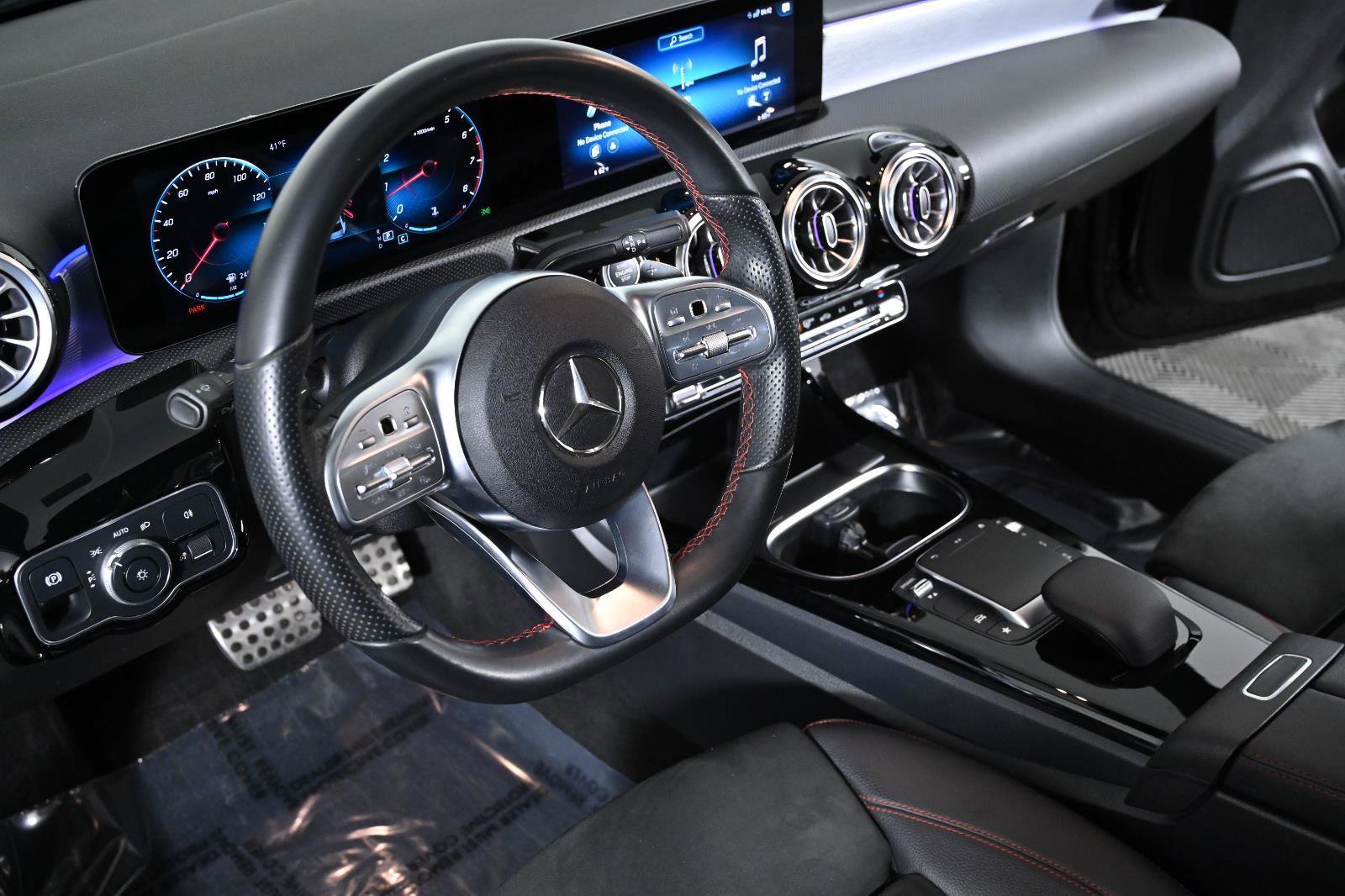 Used 2022 Mercedes-Benz A 220 4MATIC image 10