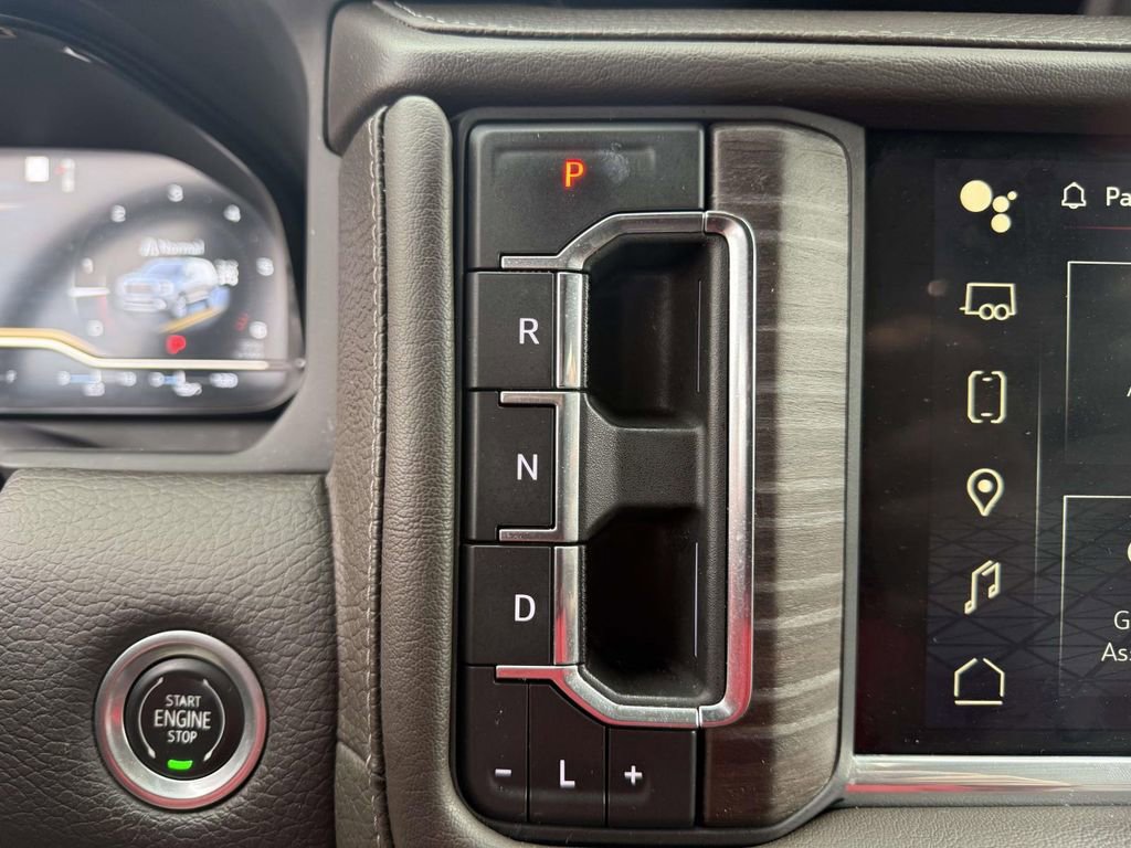 Used 2022 GMC Yukon Denali image 23