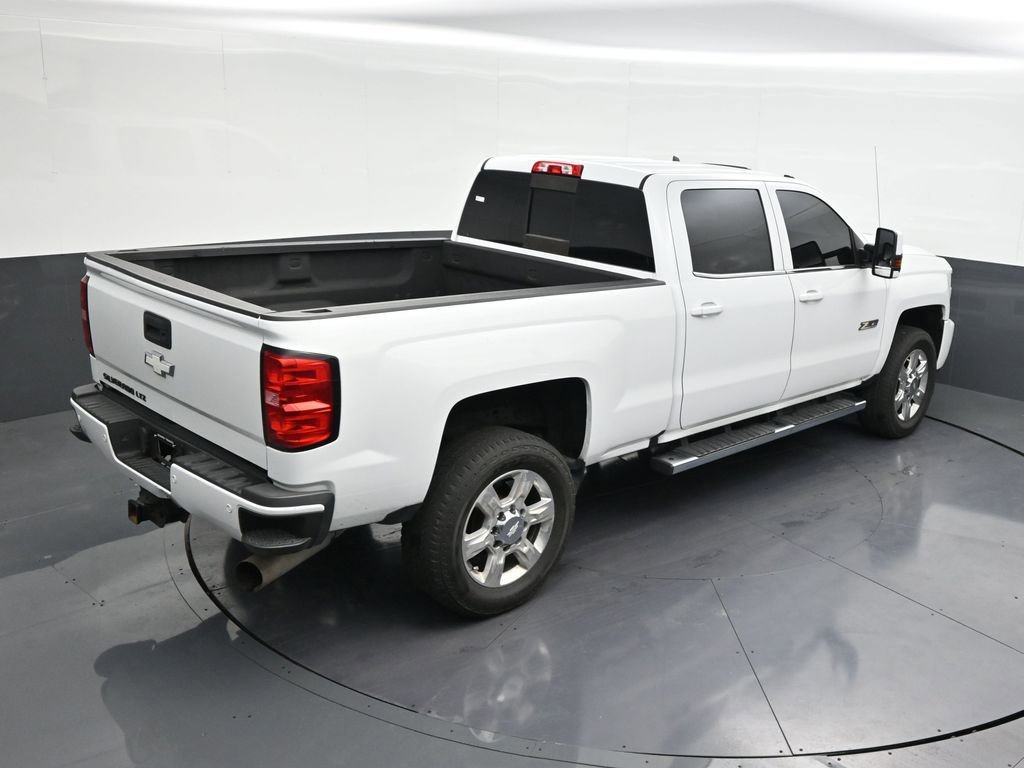 Used 2018 Chevrolet Silverado 2500 LTZ w/ Duramax Plus Package image 19
