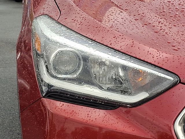 Used 2018 Hyundai Santa Fe SE AWD/4WD image 9