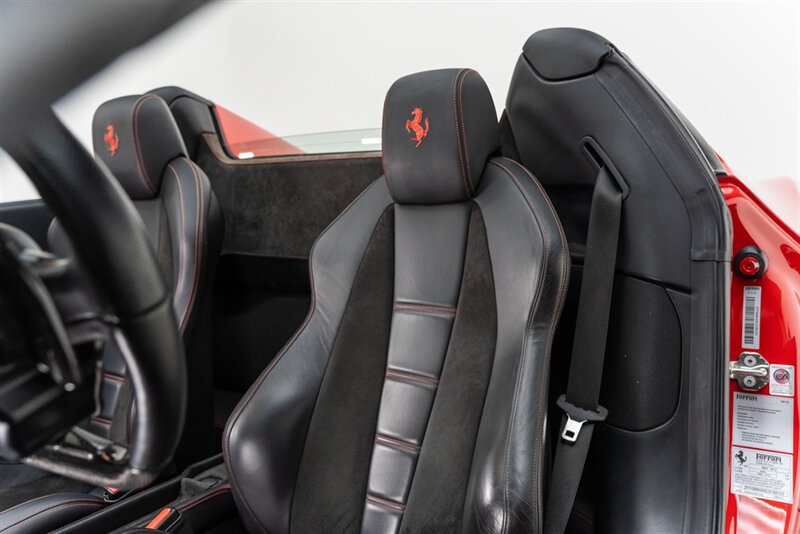 Used 2012 Ferrari 458 Spider RWD image 39