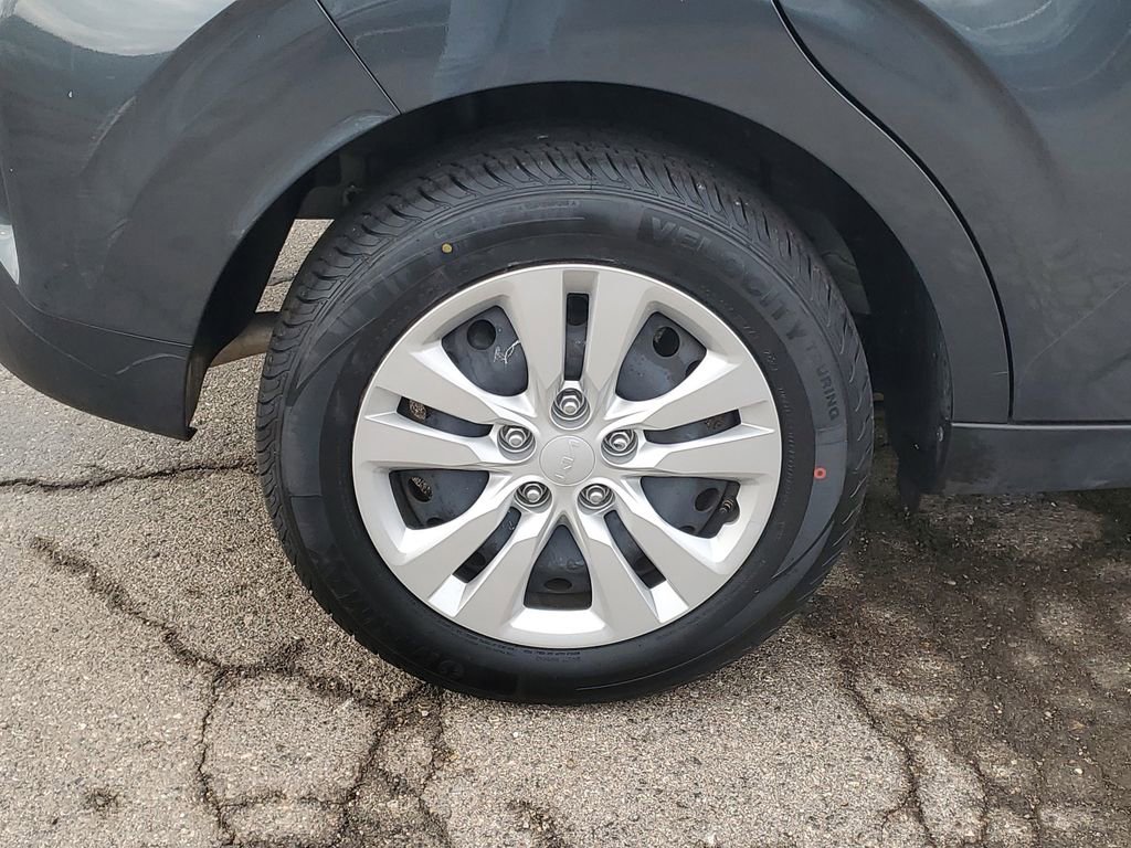 Certified 2023 Kia Soul LX image 5