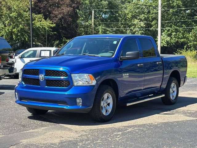 Used 2018 RAM 1500 Express AWD/4WD image 25