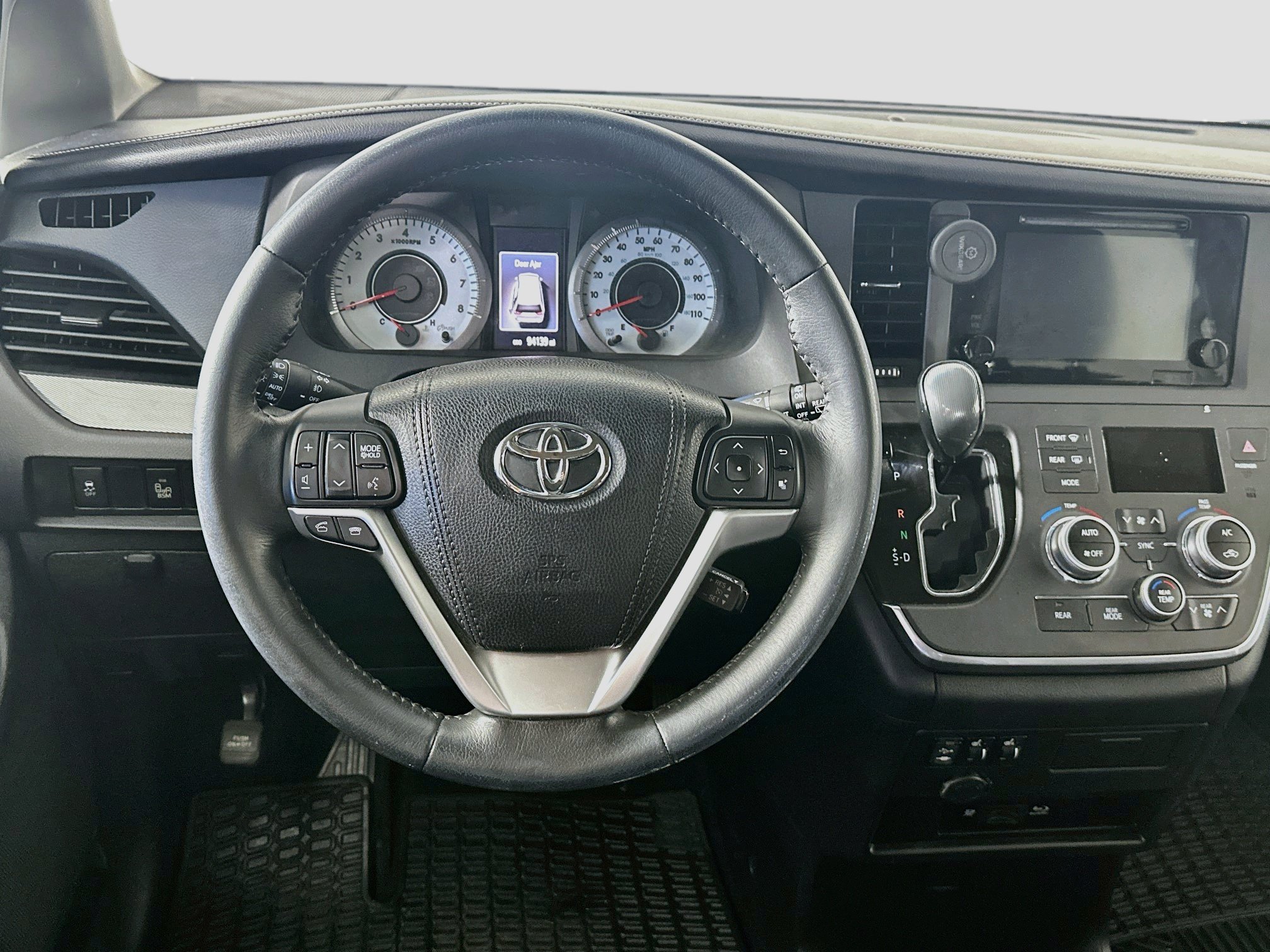 Used 2015 Toyota Sienna SE Premium FWD image 18