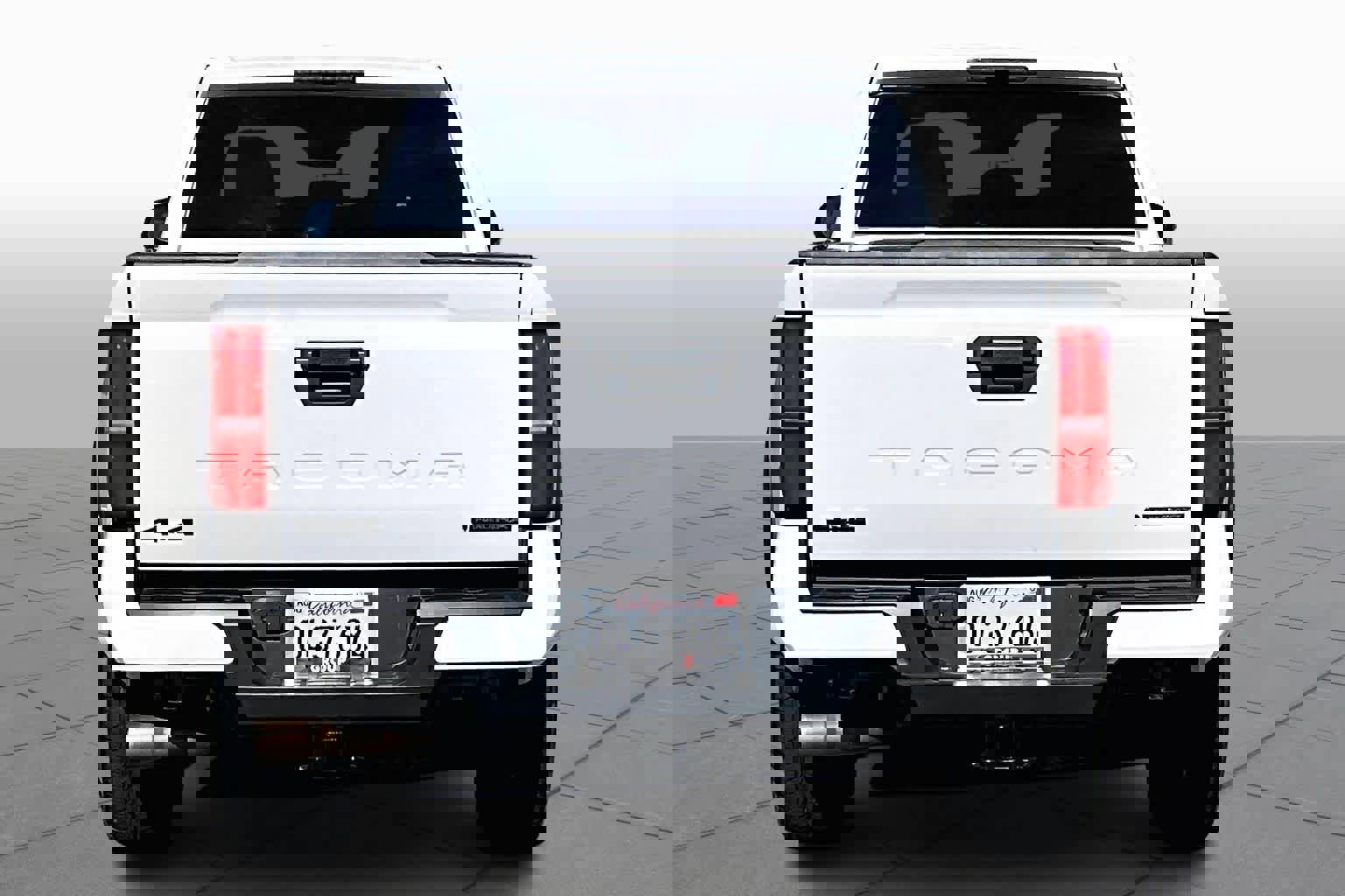 Certified 2024 Toyota Tacoma TRD Off-Road image 4