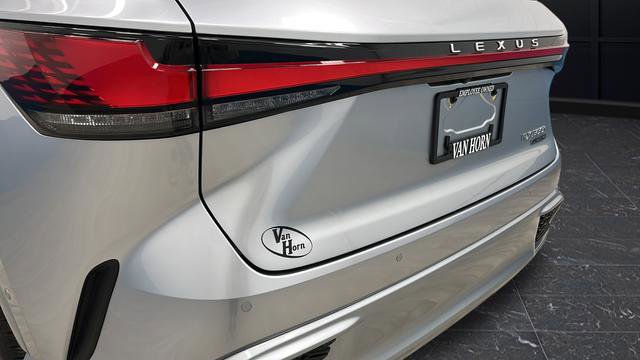 Used 2025 Lexus RX 500h F Sport AWD/4WD image 34