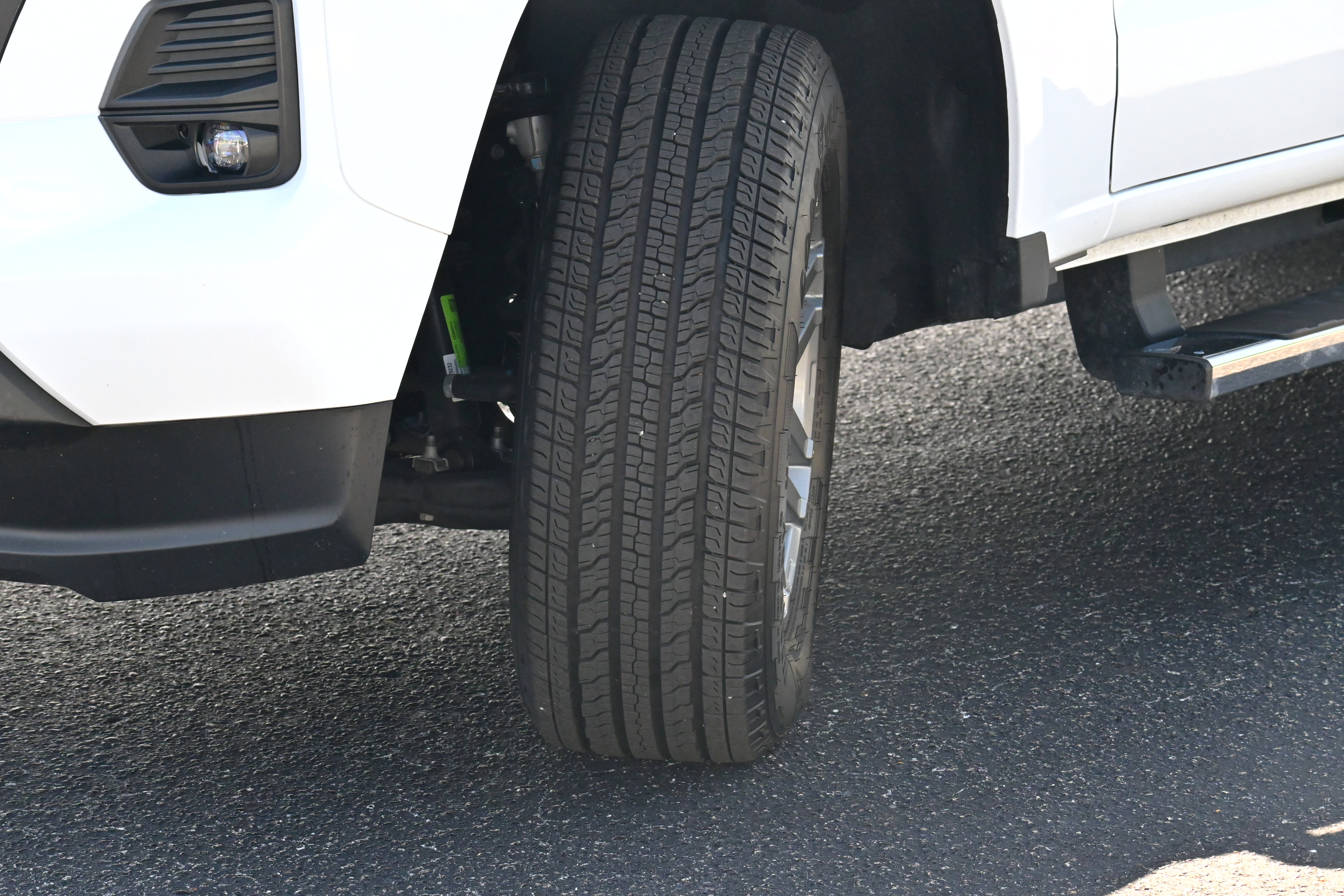 Certified 2024 Chevrolet Colorado LT w/ LT Convenience Package III image 30
