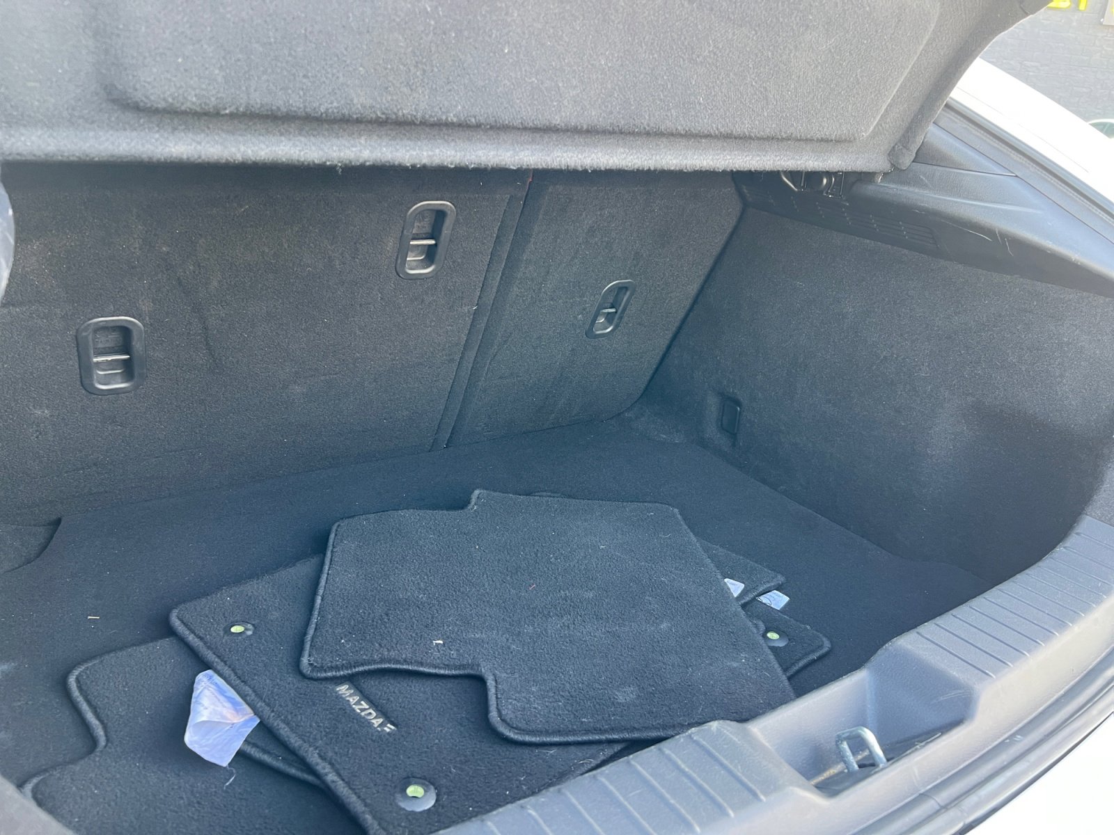 Used 2021 MAZDA MAZDA3 s image 16