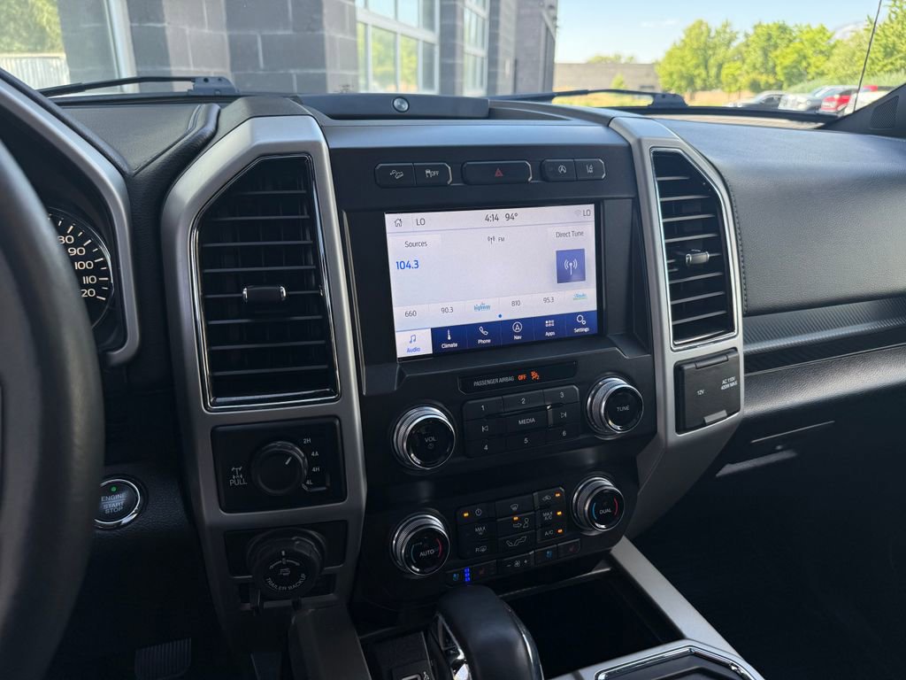 Used 2020 Ford F150 Lariat w/ Equipment Group 502A Luxury AWD/4WD image 26