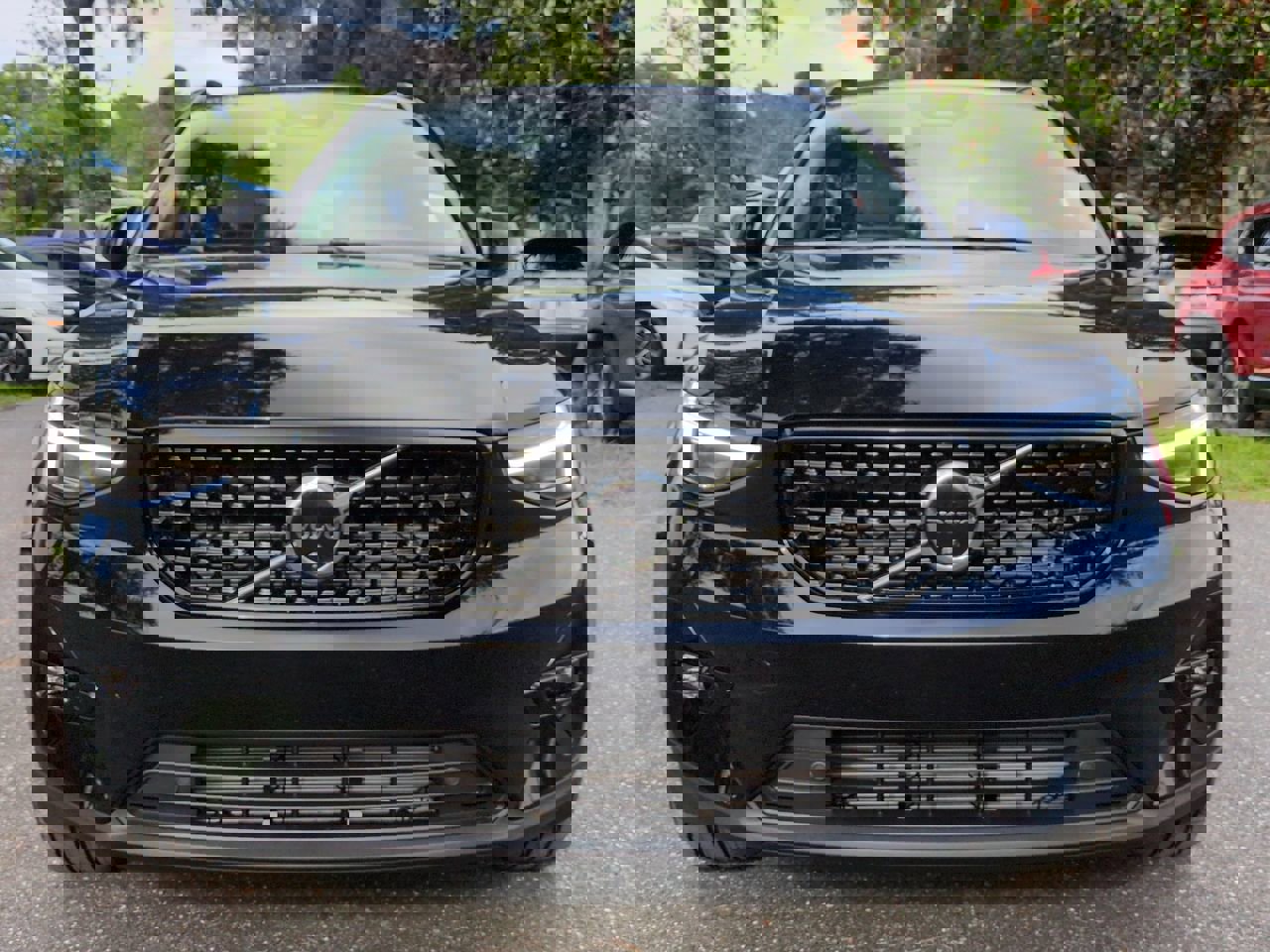 New 2025 Volvo XC40 B5 Plus w/ Protection Package Premier image 9