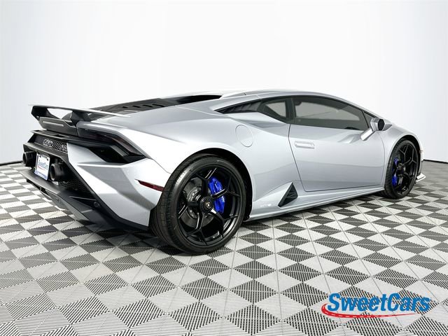 Used 2023 Lamborghini Huracan Tecnica image 7