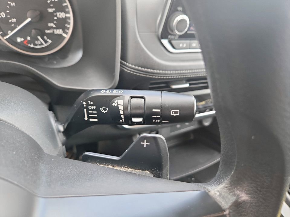 Used 2024 Nissan Rogue SV FWD image 17