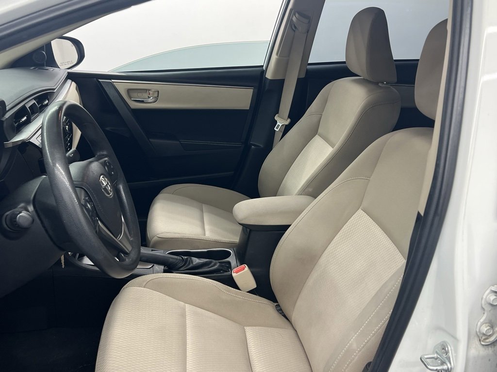 Used 2014 Toyota Corolla LE image 6