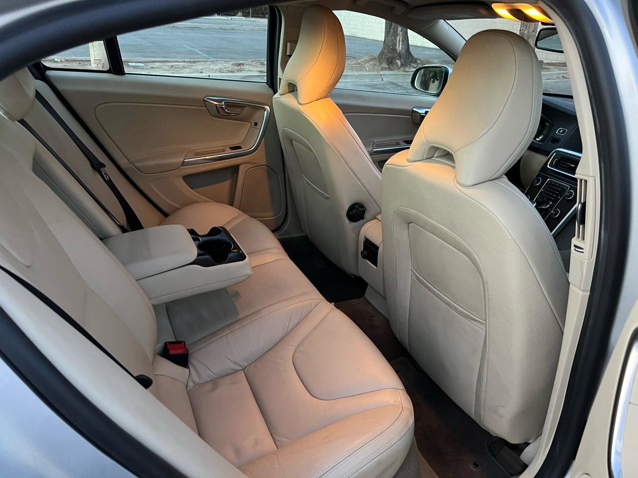 Used 2014 Volvo S60 T5 image 12