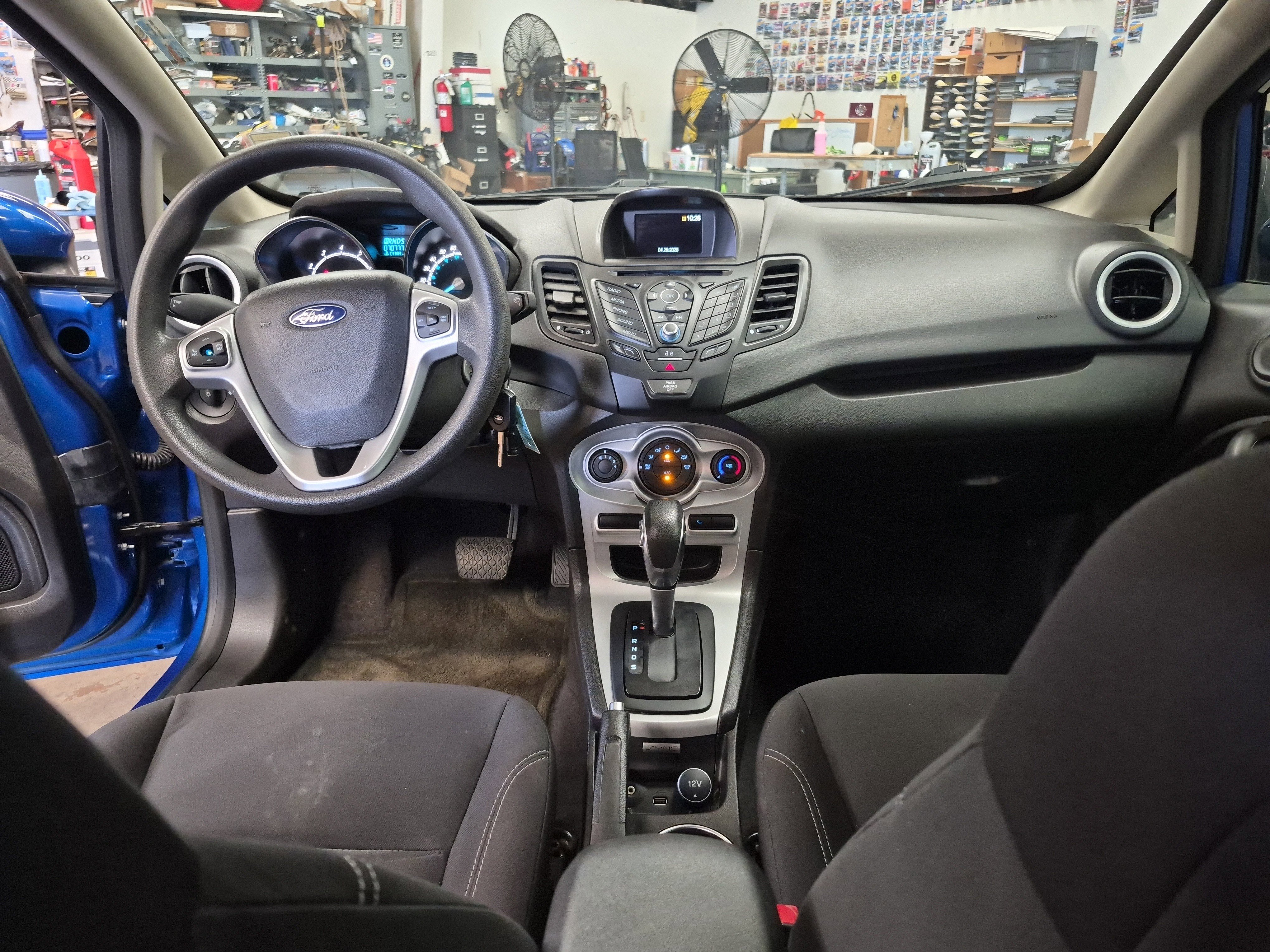 Used 2018 Ford Fiesta SE FWD image 16