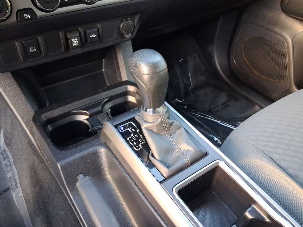 Used 2023 Toyota Tacoma SR5 AWD/4WD image 22