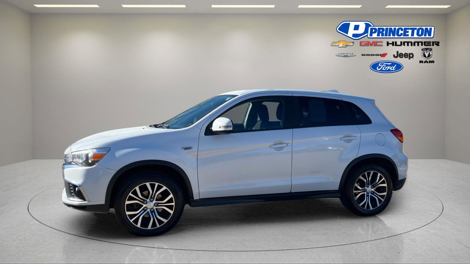 Used 2018 Mitsubishi Outlander Sport ES AWD/4WD image 4