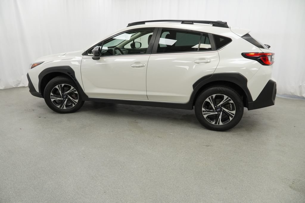 Used 2024 Subaru Crosstrek 2.0i Premium AWD/4WD image 5