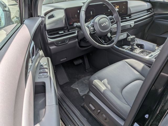 New 2026 Kia Carnival SX w/ SX Dark Edition Package FWD image 12