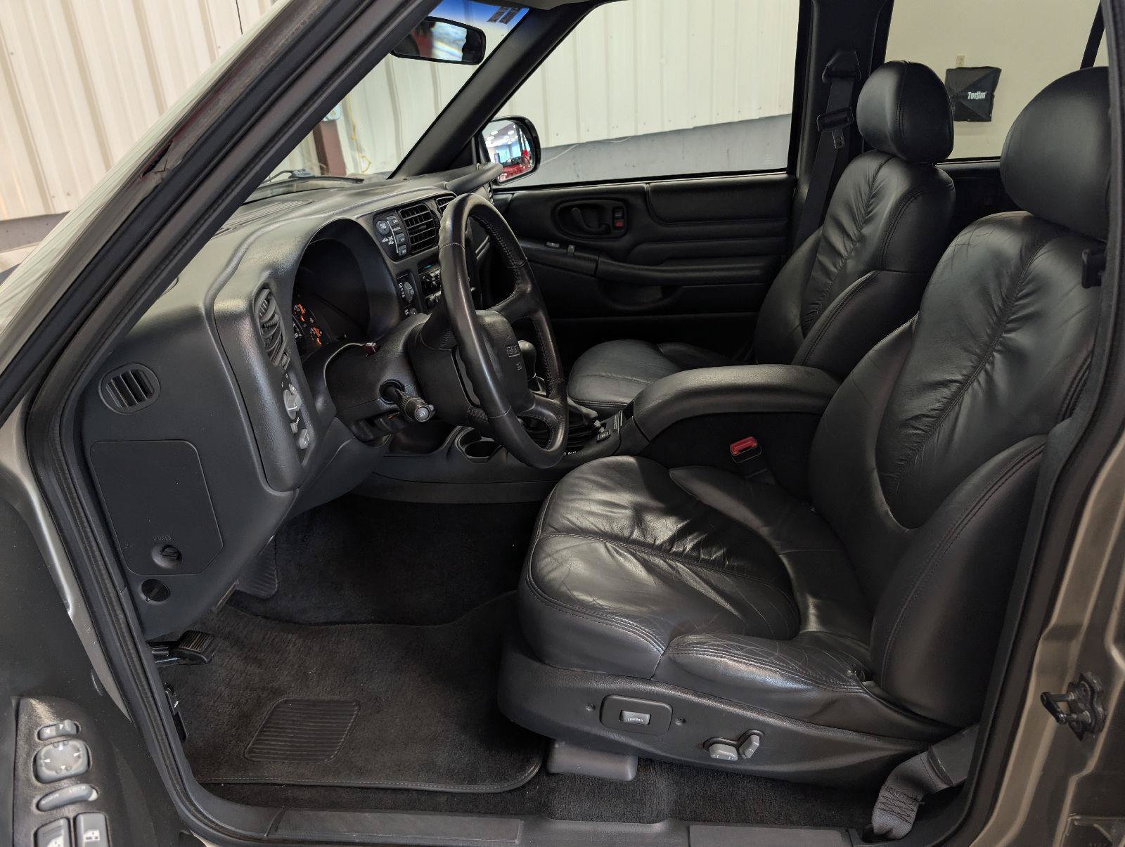 Used 2000 GMC Jimmy SLT AWD/4WD image 20