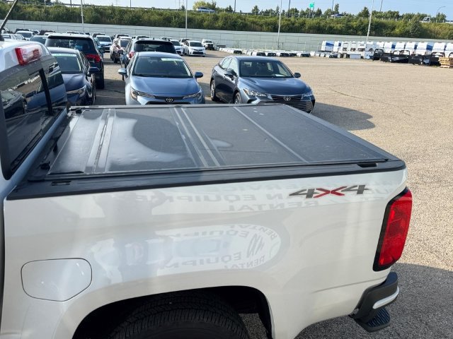 Used 2022 Chevrolet Colorado LT AWD/4WD image 7