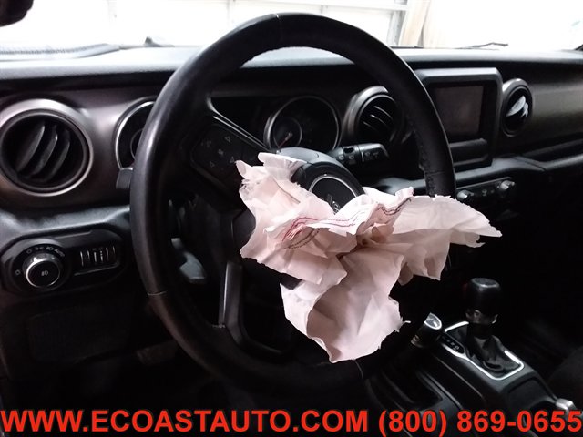 Used 2018 Jeep Wrangler Unlimited Sport S image 11