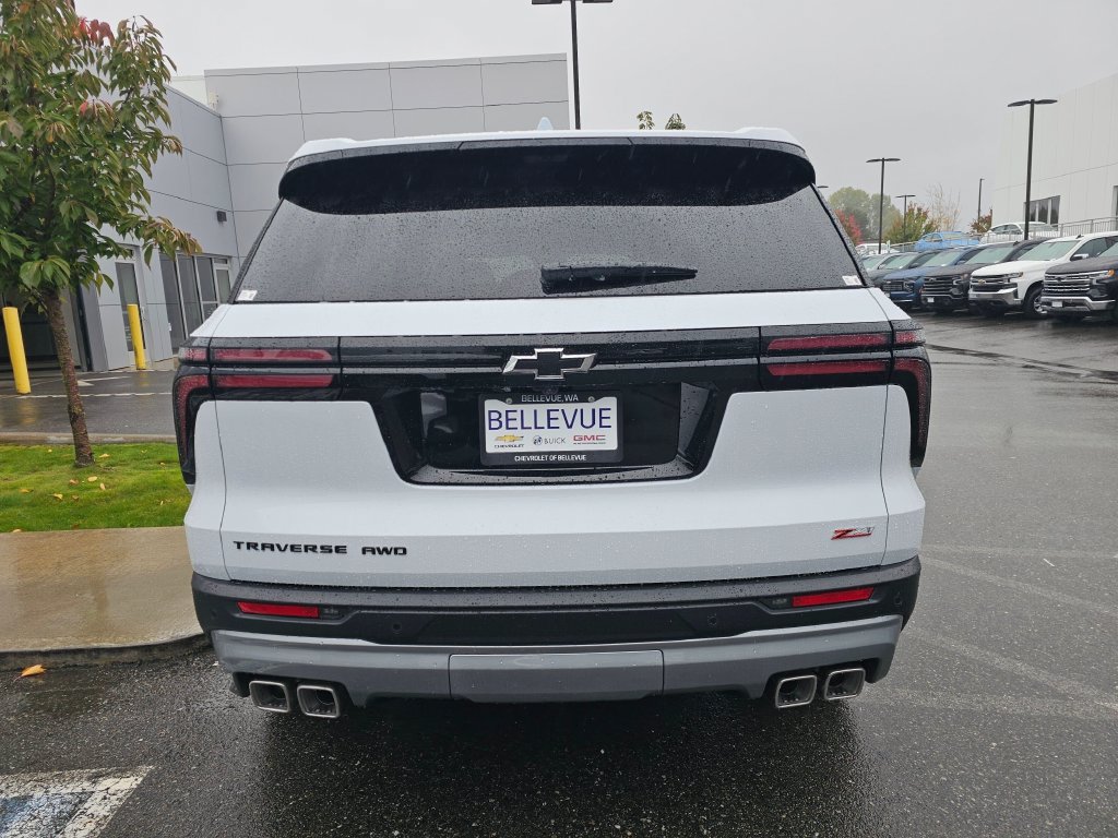 New 2027 Chevrolet Traverse Z71 w/ Driver Confidence Package AWD/4WD image 6