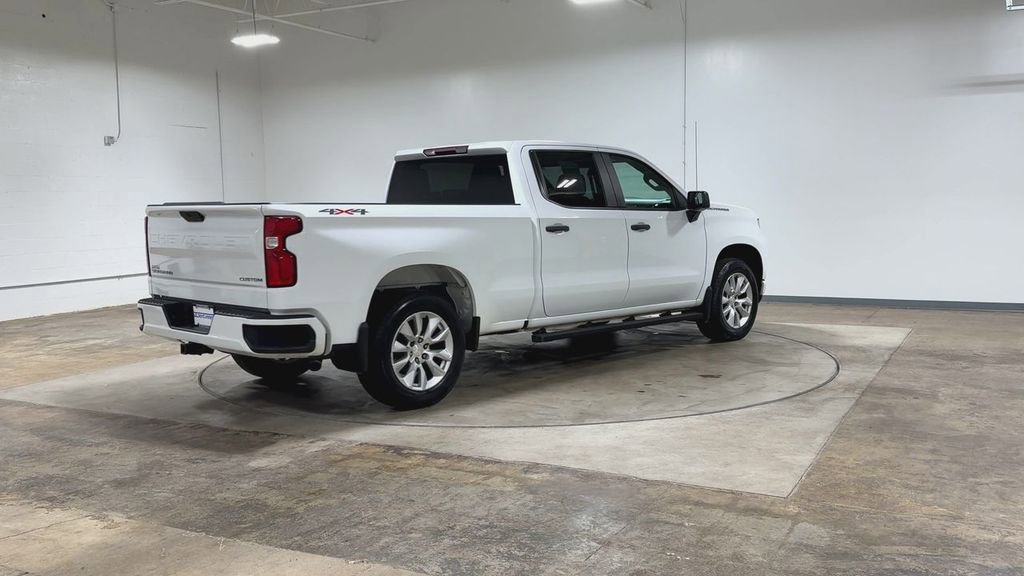 Used 2021 Chevrolet Silverado 1500 Custom w/ Safety Confidence Package AWD/4WD image 9