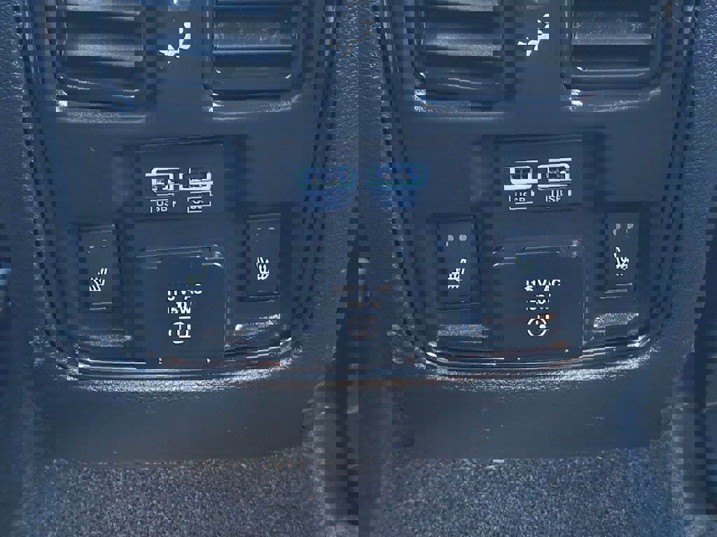 Used 2020 Dodge Durango R/T w/ Technology Group image 24