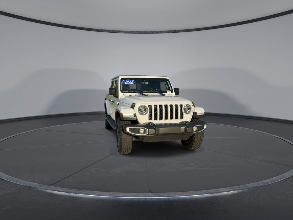 Used 2022 Jeep Gladiator Overland w/ LED Lighting Group AWD/4WD image 3