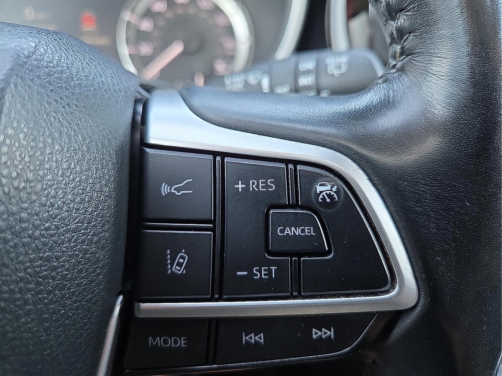 Used 2023 Toyota Highlander L image 21