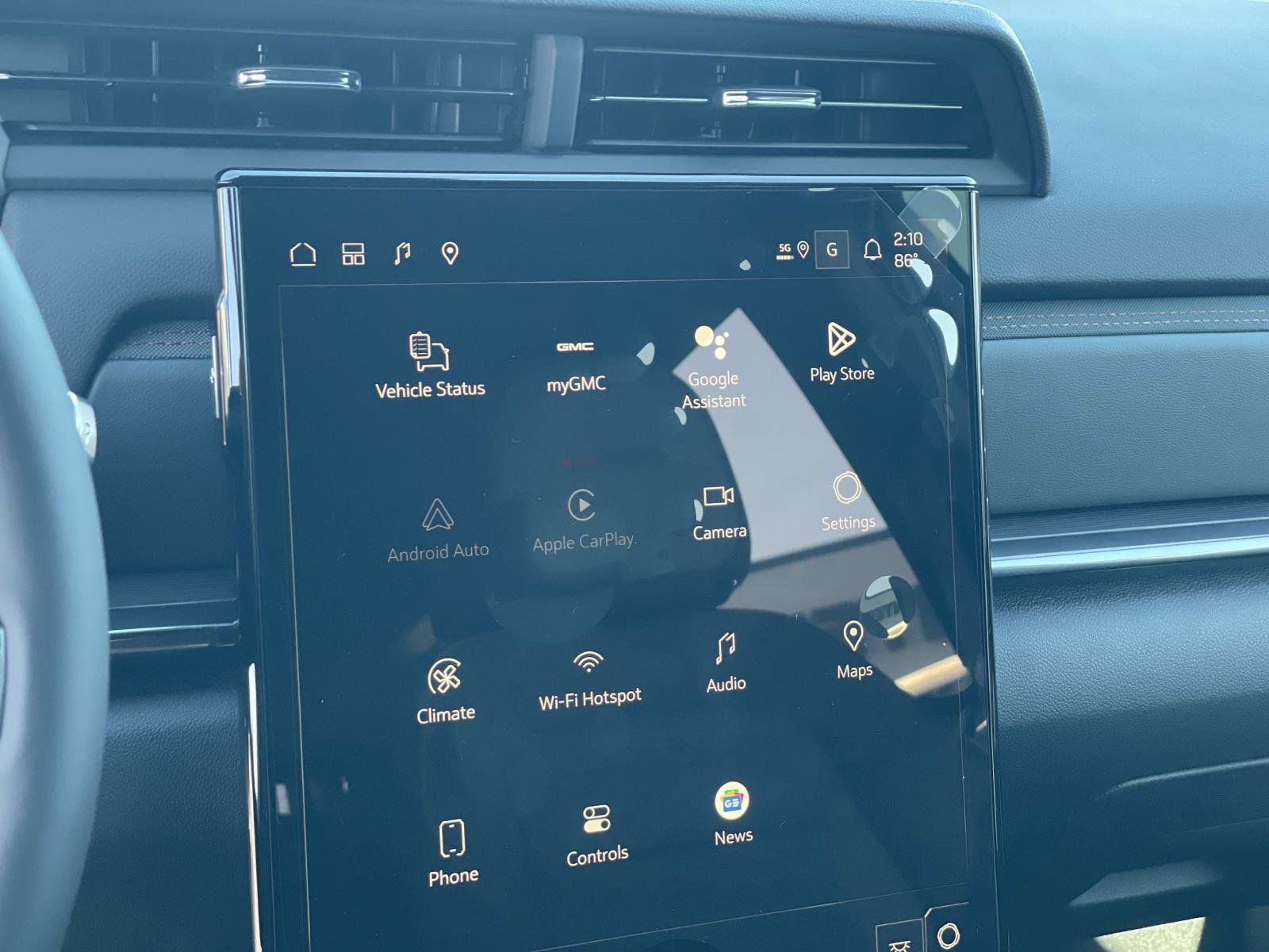 New 2026 GMC Terrain AT4 w/ Technology Package II image 13