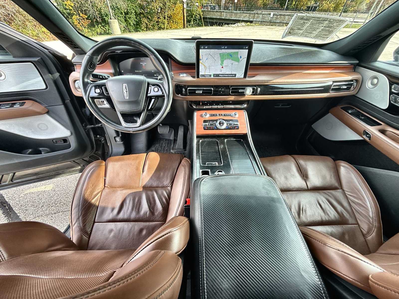 Used 2022 Lincoln Aviator Reserve w/ Equipment Group 201A AWD/4WD image 21