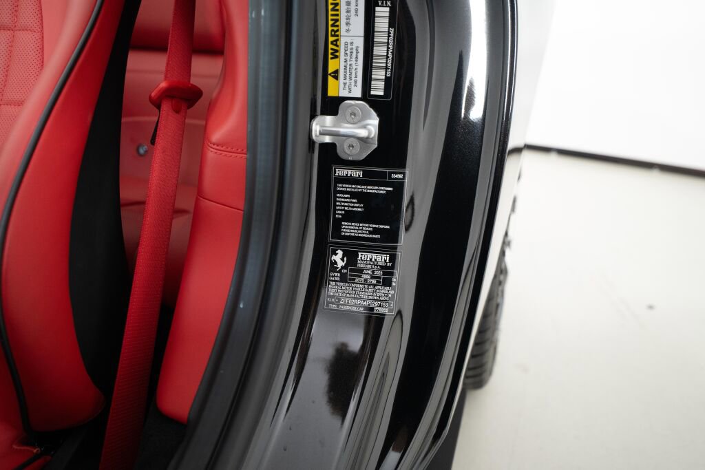 Used 2023 Ferrari Portofino M image 33