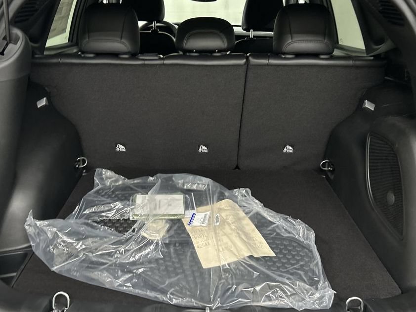 New 2026 Jeep Compass Trailhawk w/ Sun, Sound & Navigation Group AWD/4WD image 19
