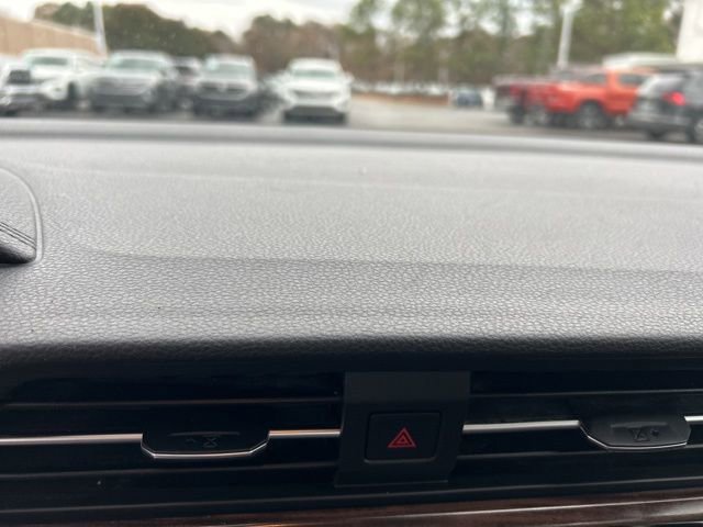 Used 2020 Volkswagen Passat 2.0T SEL image 12