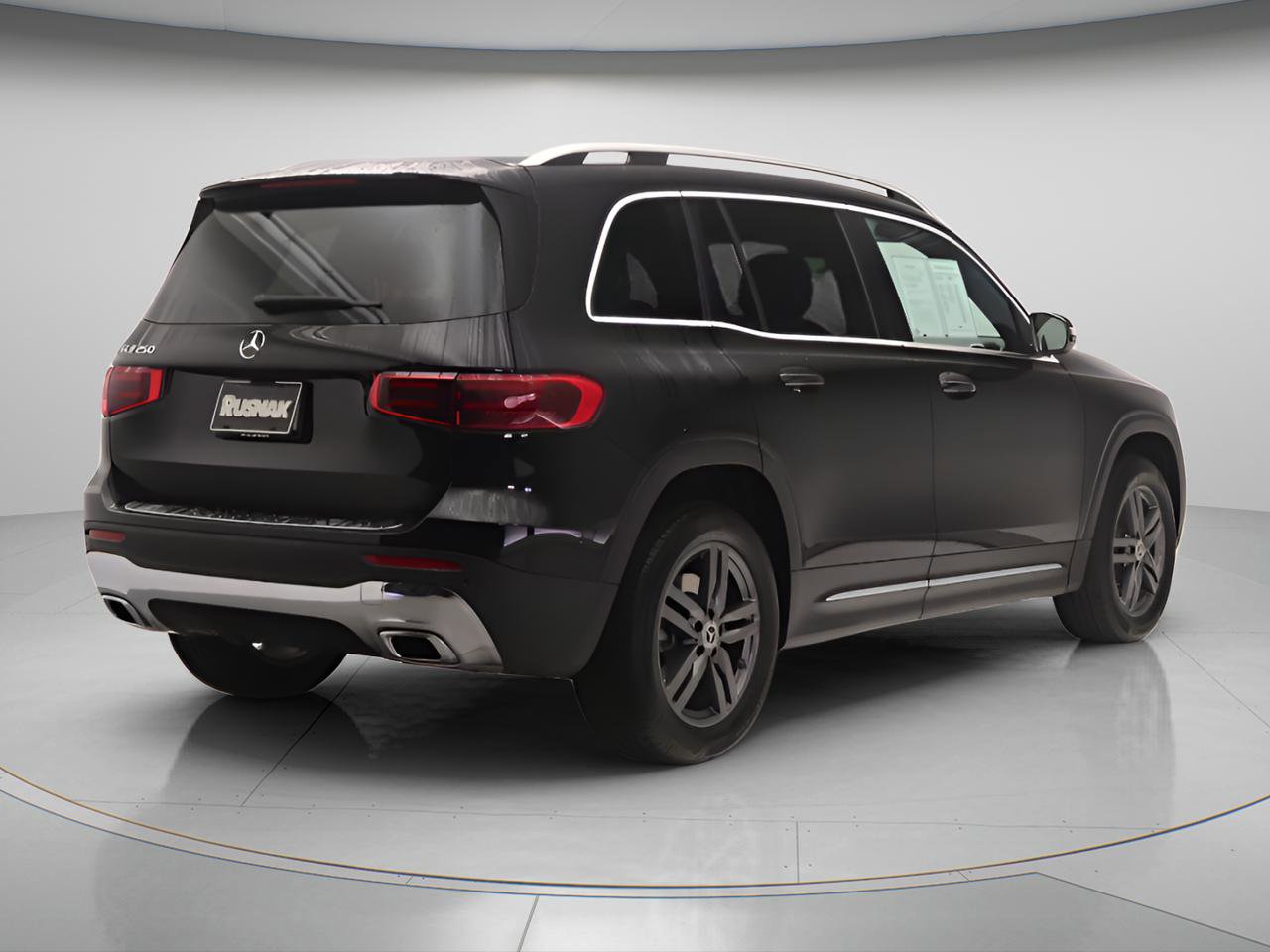 Certified 2026 Mercedes-Benz GLB 250 image 4