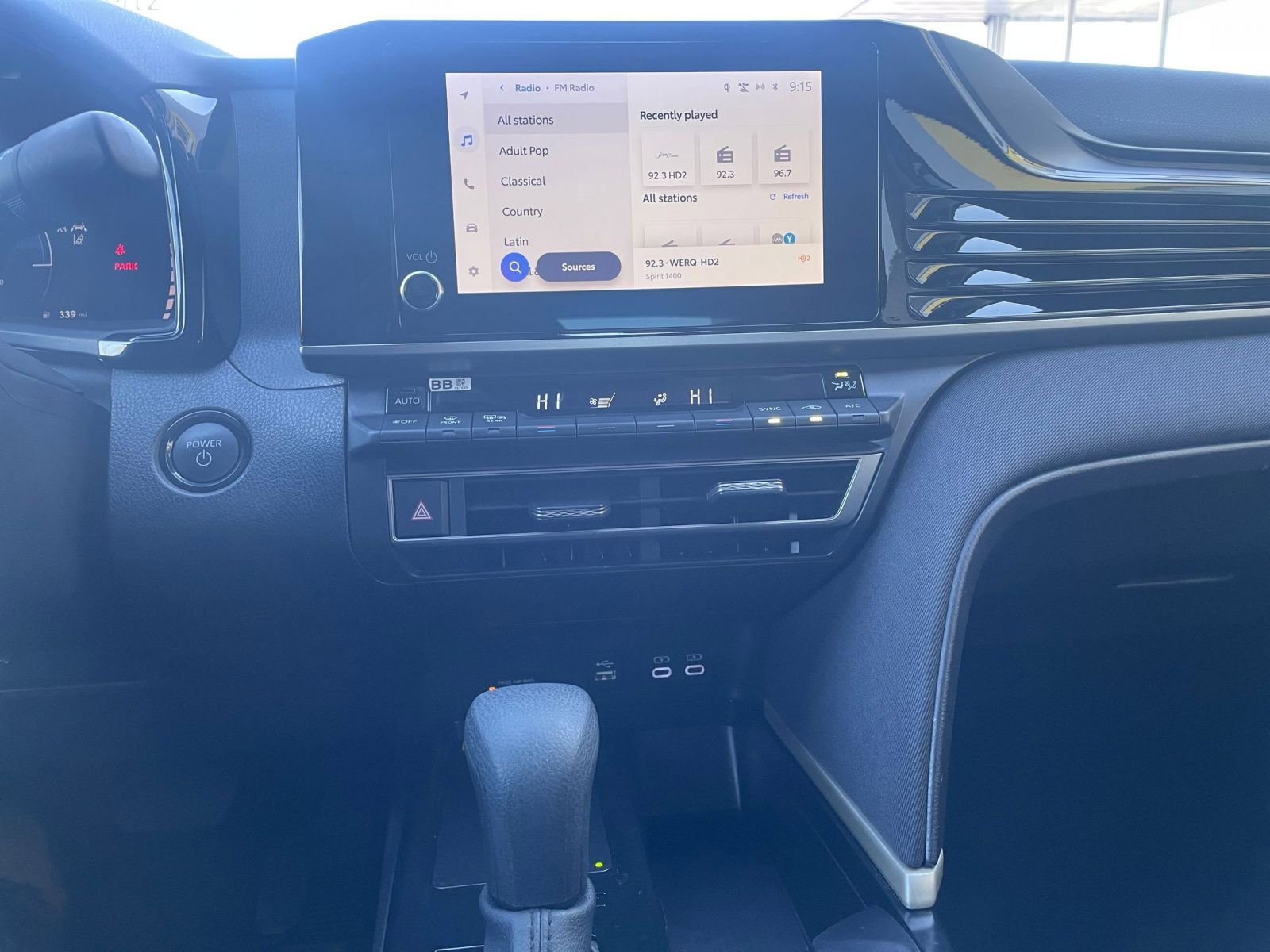 Used 2025 Toyota Camry LE image 18