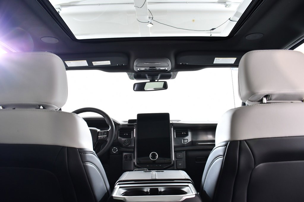 New 2025 Ford F150 Lightning Platinum image 17