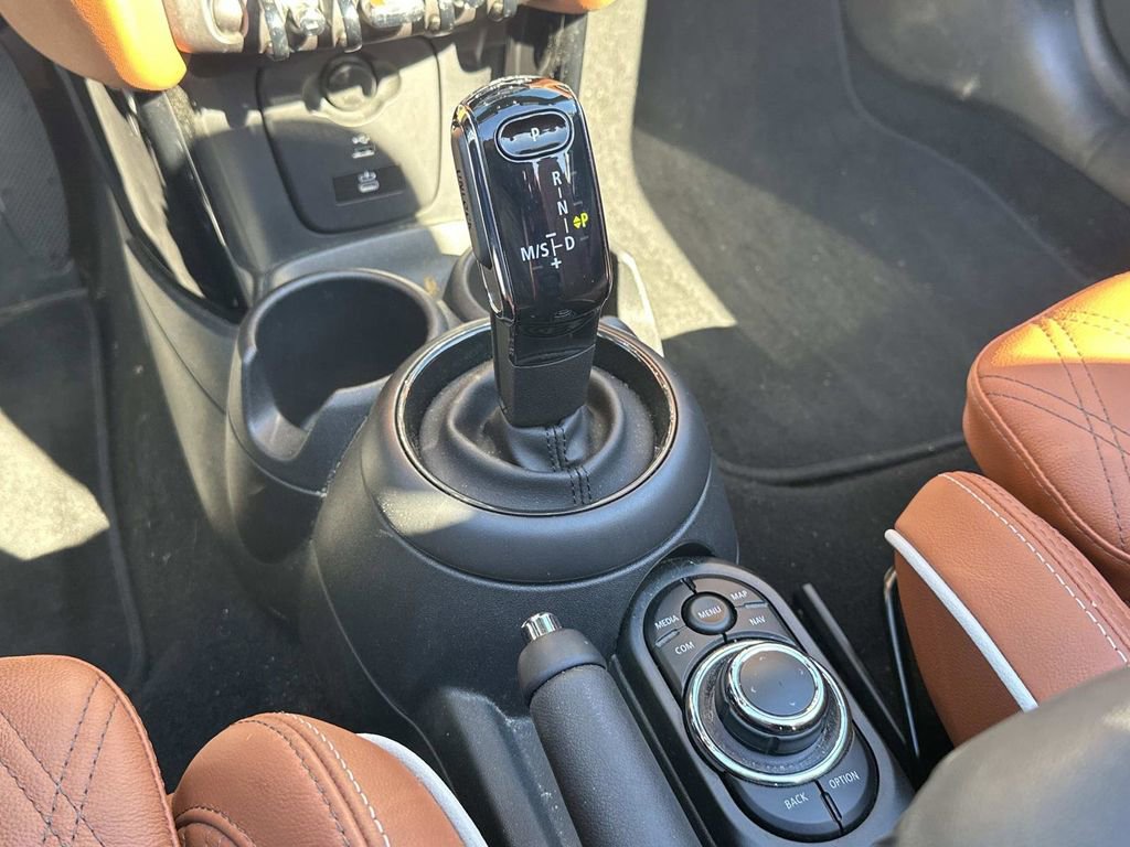 Used 2023 MINI Cooper Convertible image 8