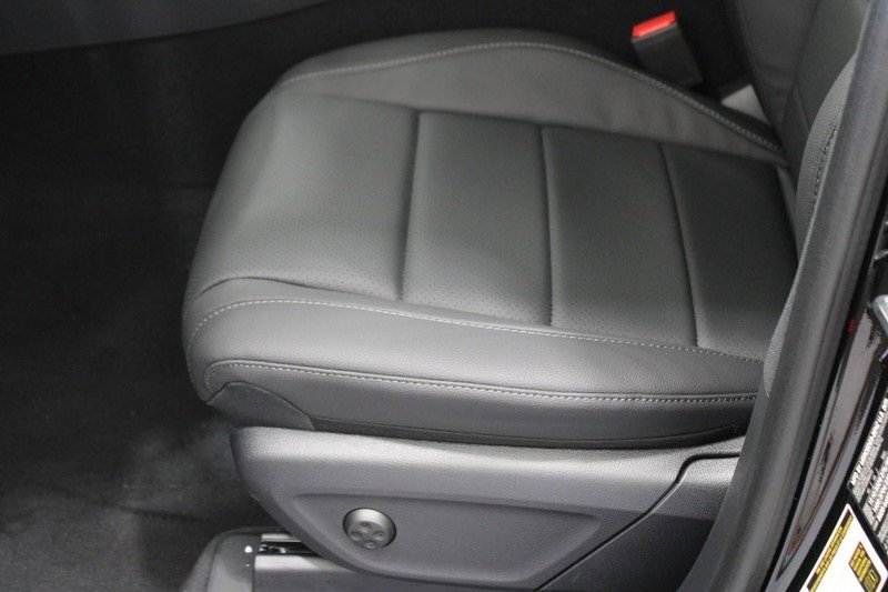 New 2025 Mercedes-Benz GLE 450 4MATIC image 15