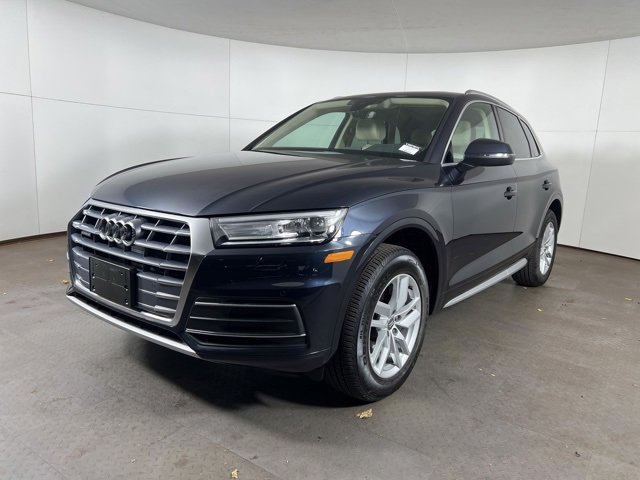 Used 2020 Audi Q5 2.0T Premium w/ Convenience Package image 3